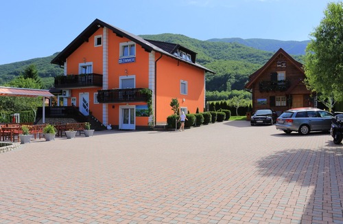 Vranovaca Apartment | One bedroom apartment with balcony Vranovača, Plitvice (A-17428-a)