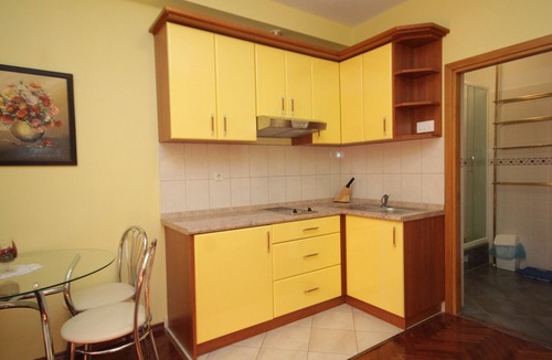 Kukljica Apartment | One bedroom apartment with balcony Kukljica, Ugljan (A-8253-e)