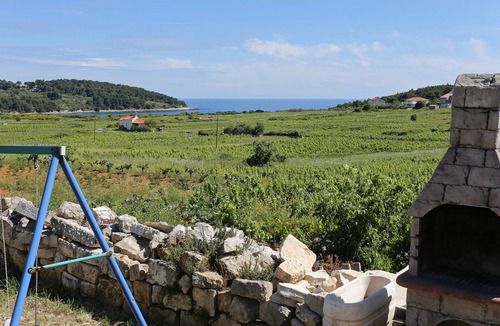 Vela Glavica Apartment | One bedroom apartment with terrace and sea view Lumbarda, Korčula (A-4429-a)