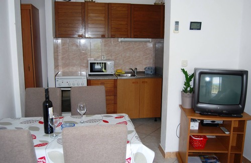 Vela Glavica Apartment | One bedroom apartment with balcony and sea view Lumbarda, Korčula (A-12839-b)