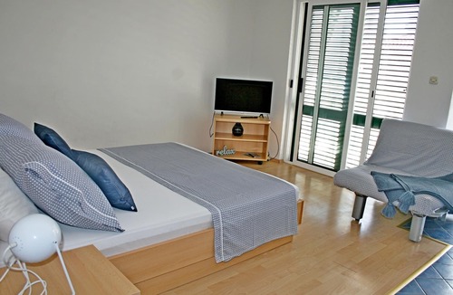 Donja luka Apartment | One bedroom apartment with balcony Makarska (A-19525-b)
