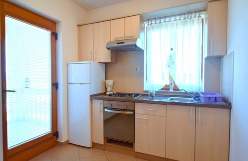 Malinska-Dubasnica Apartment | One bedroom apartment with terrace and sea view Turčić, Krk (A-19361-b)