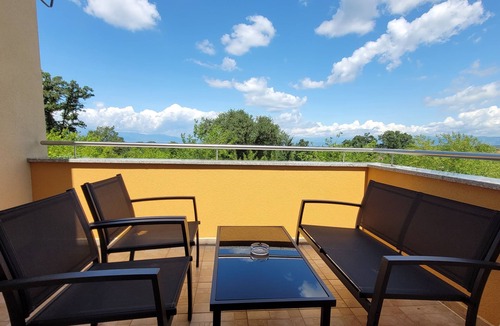 Sabljici Apartment | One bedroom apartment with balcony Sveti Anton (Krk) (A-23321-a)