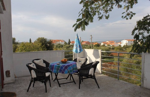 Mrljane Apartment | One bedroom apartment with terrace and sea view Mrljane, Pašman (A-8498-a)