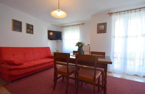 Njivice Apartment | One bedroom apartment with balcony Njivice, Krk (A-20486-a)