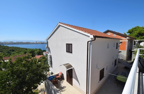Omisalj Apartment | One bedroom apartment with terrace and sea view Omišalj, Krk (A-20472-a)