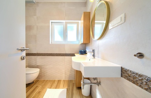 Omisalj Apartment | One bedroom apartment with air-conditioning Omišalj, Krk (A-20622-a)