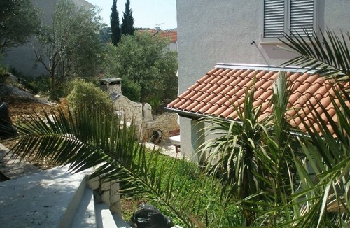 Primosten Apartment | One bedroom apartment with terrace and sea view Primošten (A-15704-d)