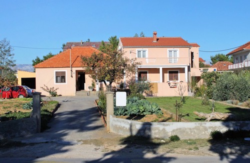 Privlaka Apartment | One bedroom apartment with terrace Privlaka, Zadar (A-5849-a)