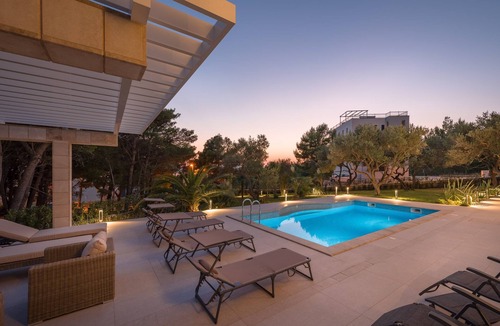 Promajna Apartment | One bedroom apartment with terrace Promajna, Makarska (A-19144-b)