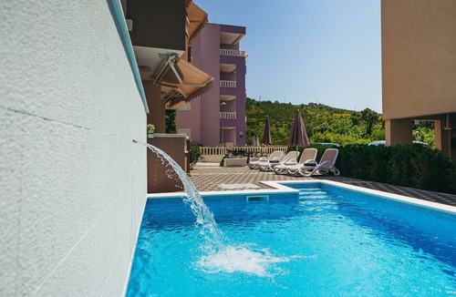 Promajna Apartment | One bedroom apartment with balcony Promajna, Makarska (A-6849-c)