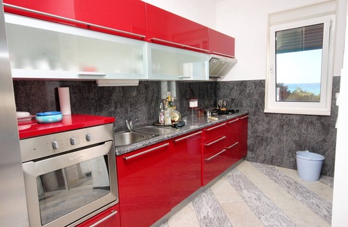 Rogoznica Apartment | One bedroom apartment near beach Rogoznica (A-7557-a)