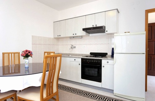 Razanj Apartment | One bedroom apartment near beach Ražanj, Rogoznica (A-10373-a)