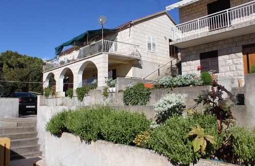 Brna Apartment | One bedroom apartment near beach Brna, Korčula (A-9162-b)