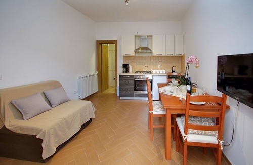 Sukosan Apartment | One bedroom apartment with terrace Sukošan, Zadar (A-16641-c)