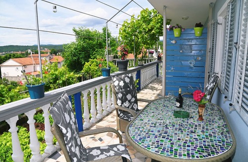 Sarsoni Apartment | One bedroom apartment with terrace Viškovo, Rijeka (A-20592-a)