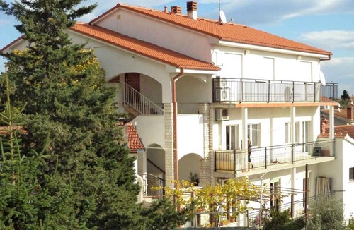 Vintijan Apartment | One-Bedroom Apartment in Pula V