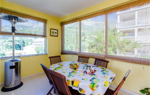 Slano Apartment | One-Bedroom Apartment In Slano
