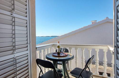 Brodarica Apartment | One bedroom apartment near beach Brodarica, Šibenik (A-4194-a)