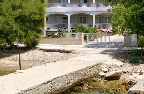 Brodarica Apartment | One bedroom apartment near beach Brodarica, Šibenik (A-4195-c)