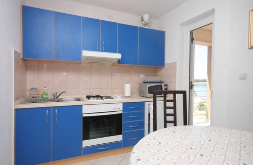Banj Apartment | One bedroom apartment near beach Banj, Pašman (A-8206-d)