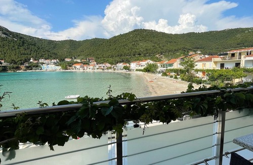 Zuljana Apartment | One bedroom apartment near beach Žuljana, Pelješac (A-4577-b)