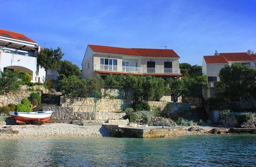 Zrnovo Apartment | One bedroom apartment near beach Tri Žala, Korčula (A-174-b)