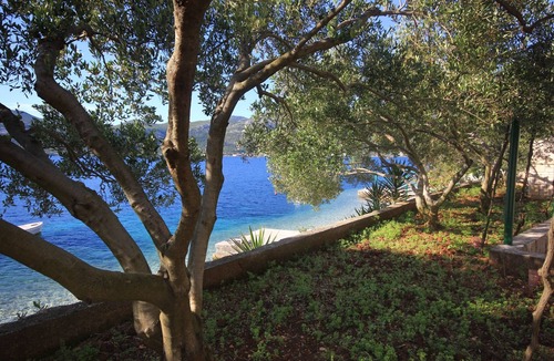 Zrnovo Apartment | One bedroom apartment near beach Tri Žala, Korčula (A-174-c)