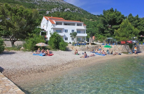 Cove Tri Zala (Zrnovo) Apartment | One bedroom apartment near beach Kučište - Perna, Pelješac (A-4545-g)