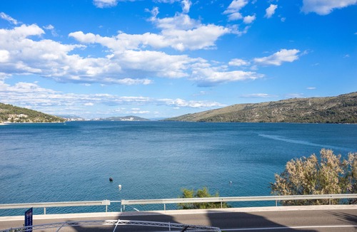 Poljica Apartment | One bedroom apartment near beach Poljica, Trogir (A-19316-b)