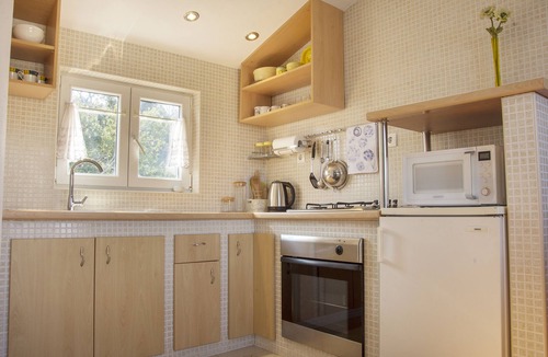 Komoseva Apartment | One bedroom apartment near beach Mali Iž, Iž (A-6163-b)