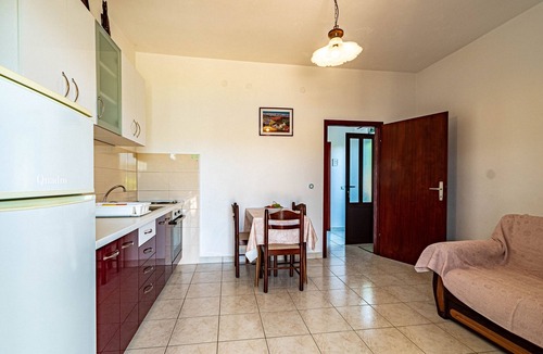 Zrnovo Apartment | One bedroom apartment near beach Tri Žala, Korčula (A-9237-b)