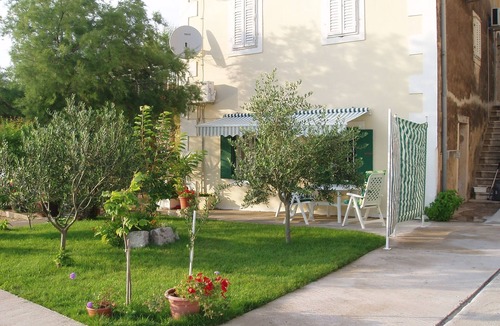 Blace Apartment | One bedroom apartment near beach Blace, Neretva Delta - Ušće Neretve (A-16068-d)