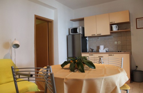 Podaca Apartment | One bedroom apartment near beach Zaostrog, Makarska (A-2625-a)