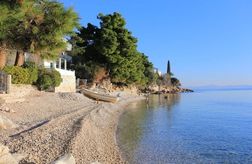 Podaca Apartment | One bedroom apartment near beach Zaostrog, Makarska (A-2625-c)