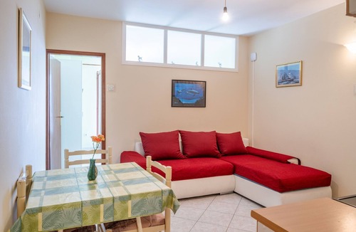 Prizba Apartment | One bedroom apartment near beach Prižba, Korčula (A-9276-b)