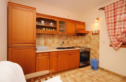 Blato Apartment | One bedroom apartment near beach Karbuni (Korčula) (A-9308-c)