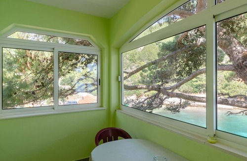 Blato Apartment | One bedroom apartment near beach Cove Zaglav, Korčula (A-9320-b)