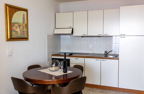 Prigradica Apartment | One bedroom apartment near beach Prigradica, Korčula (A-544-b)