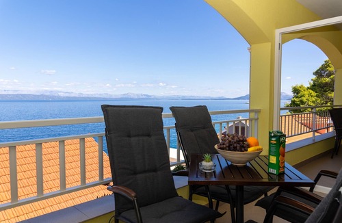 Prigradica Apartment | One bedroom apartment near beach Prigradica, Korčula (A-544-b)