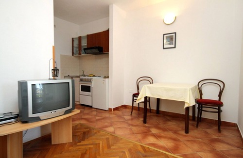 Molunat Apartment | One bedroom apartment near beach Molunat, Dubrovnik (A-3544-d)