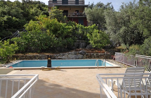 Molunat Apartment | One bedroom apartment near beach Molunat, Dubrovnik (A-3544-e)