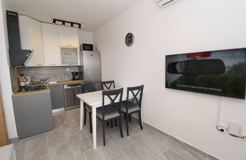 Kolan Apartment | One bedroom apartment near beach Mandre (Pag) (A-6284-b)
