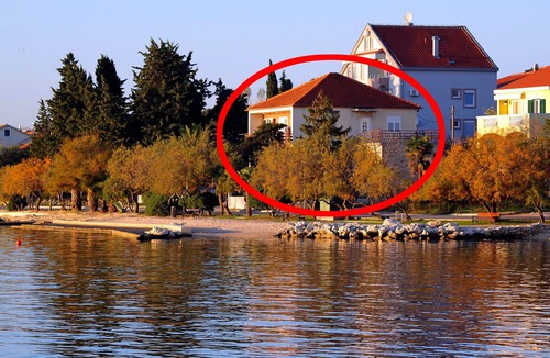 Diklo Apartment | One bedroom apartment near beach Zadar - Diklo, Zadar (A-5925-b)