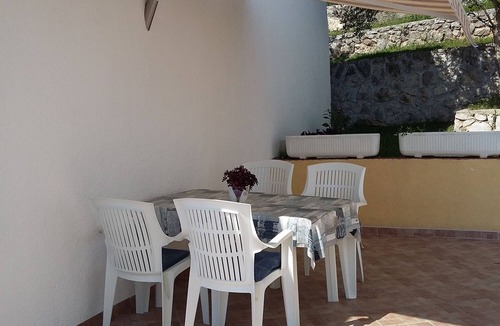Supetarska Draga Apartment | One bedroom apartment near beach Supetarska Draga - Gornja, Rab (A-2016-e)