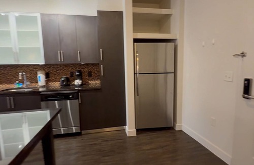 Radnor - Fort Myer Heights Apartment | One bedroom apartment with garage parking included on-site