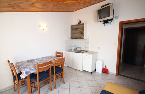 Grebastica Apartment | One bedroom apartment with balcony and sea view Grebaštica, Šibenik (A-4867-a)