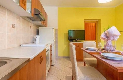 Grebastica Apartment | One bedroom apartment with terrace Grebaštica, Šibenik (A-11572-a)