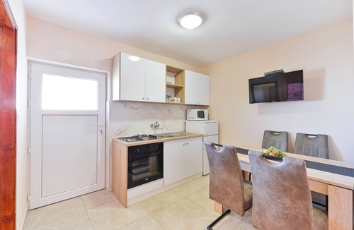 Bibinje Apartment | One bedroom apartment with balcony and sea view Bibinje, Zadar (A-5786-b)