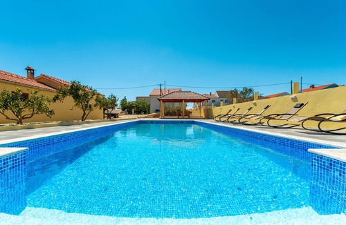 Bibinje Apartment | One bedroom apartment with terrace Bibinje, Zadar (A-6121-b)